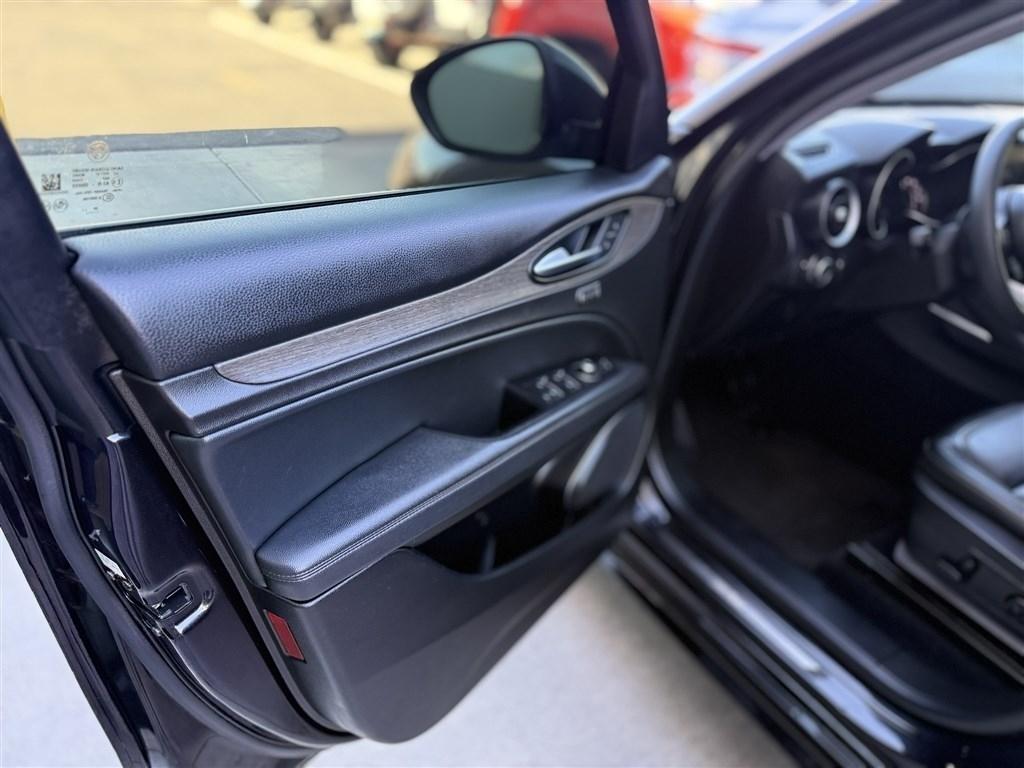 Alfa Romeo Stelvio Ti AWD 2021
