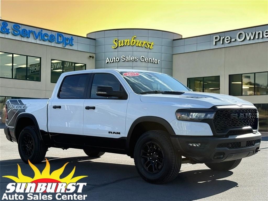 2025 RAM 1500 Rebel 4x4 Crew Cab 5'7" Box