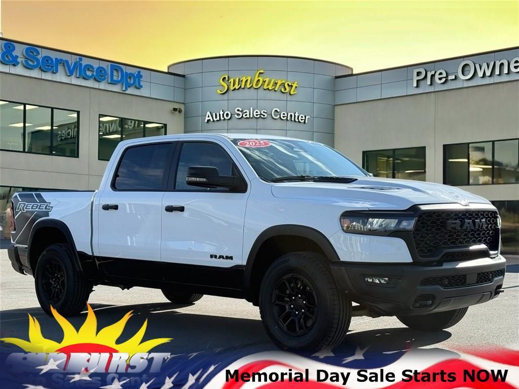 2025 RAM 1500 Rebel 4x4 Crew Cab 5'7" Box