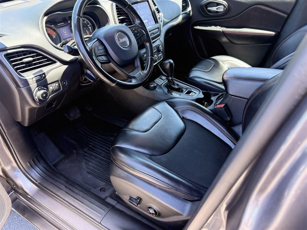 Jeep Cherokee Trailhawk 4x4 2020