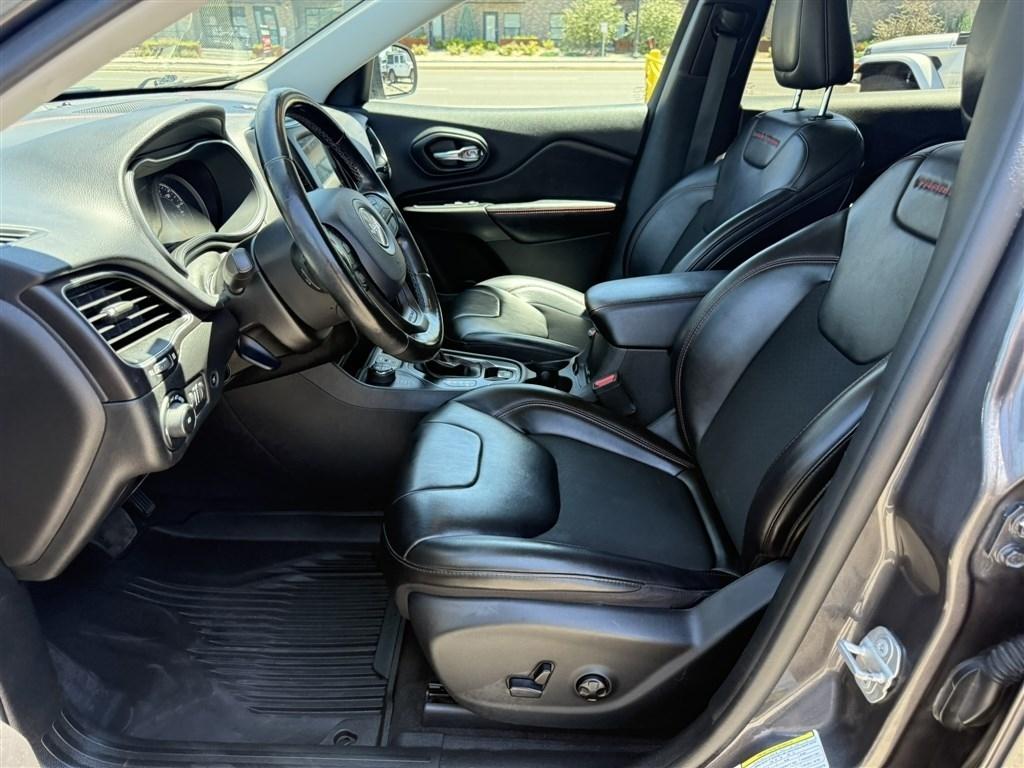 Jeep Cherokee Trailhawk 4x4 2020