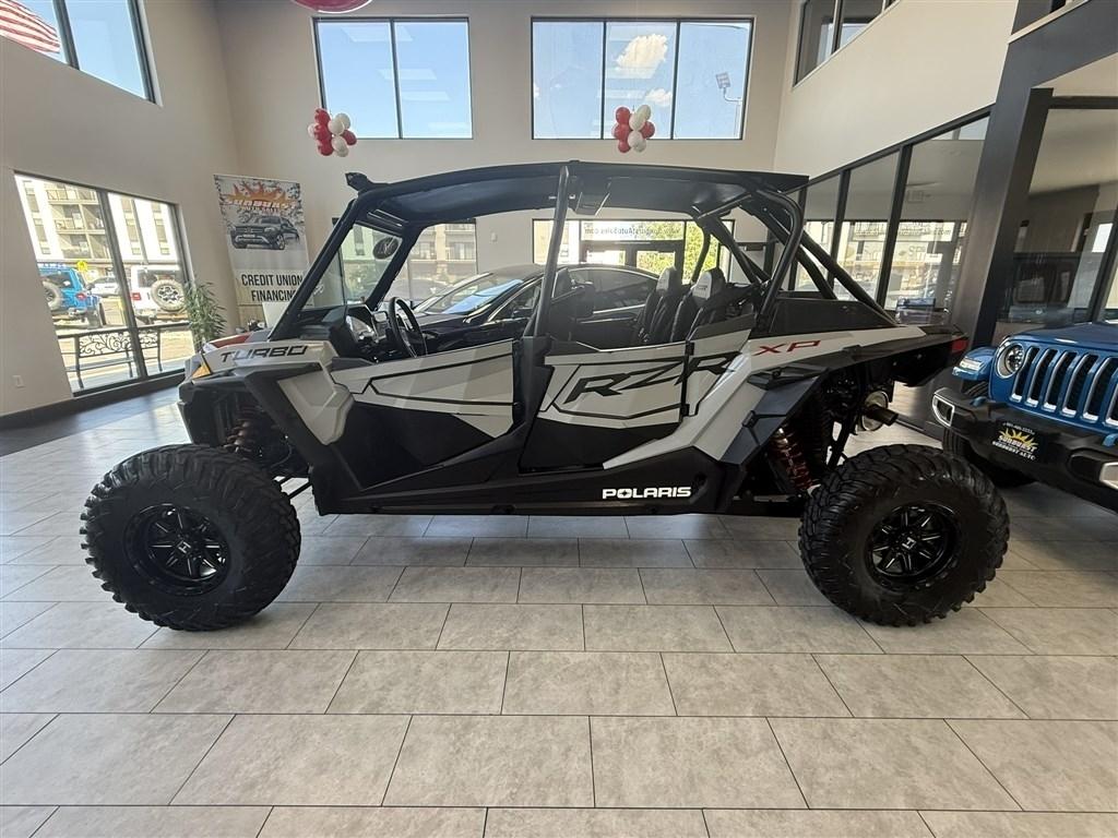 Polaris RZR  2021