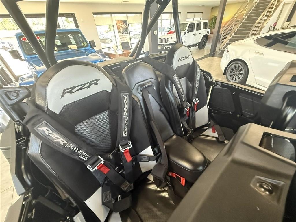 Polaris RZR  2021