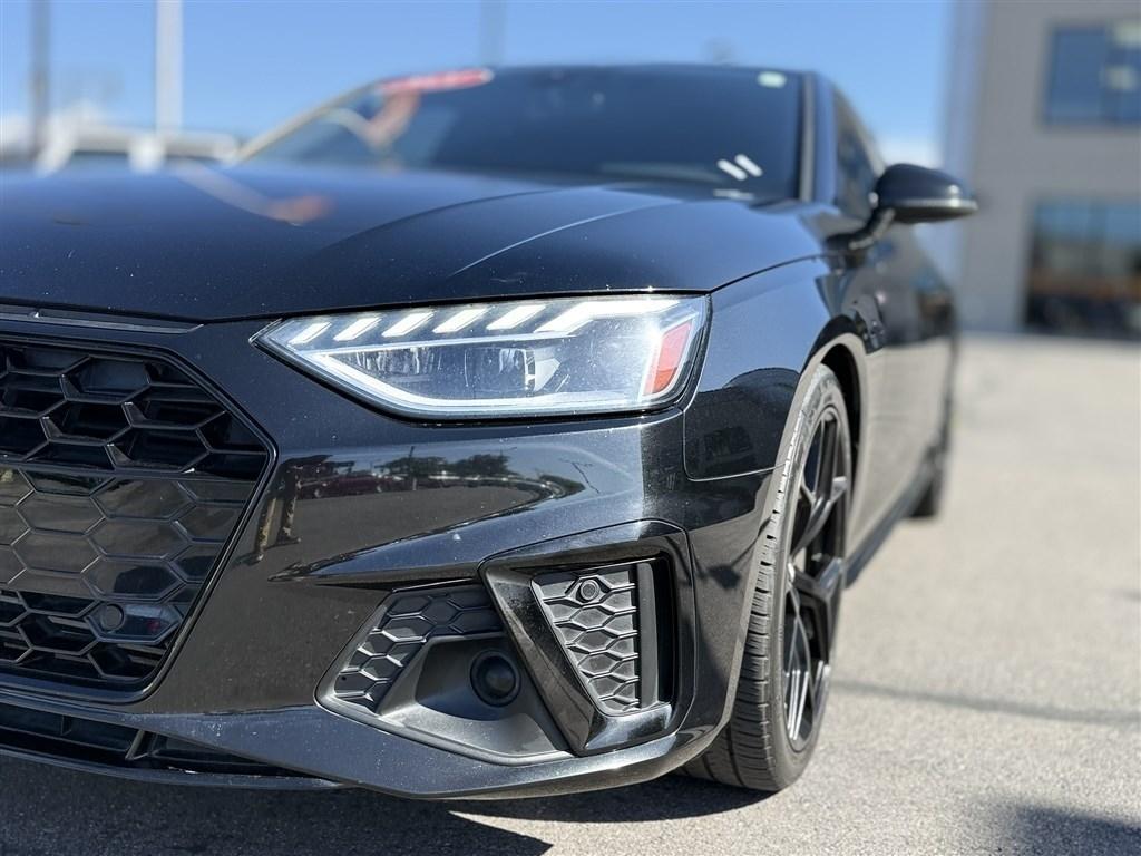 Audi A4 Sedan S line Premium Plus 45 TFSI quattro 2021
