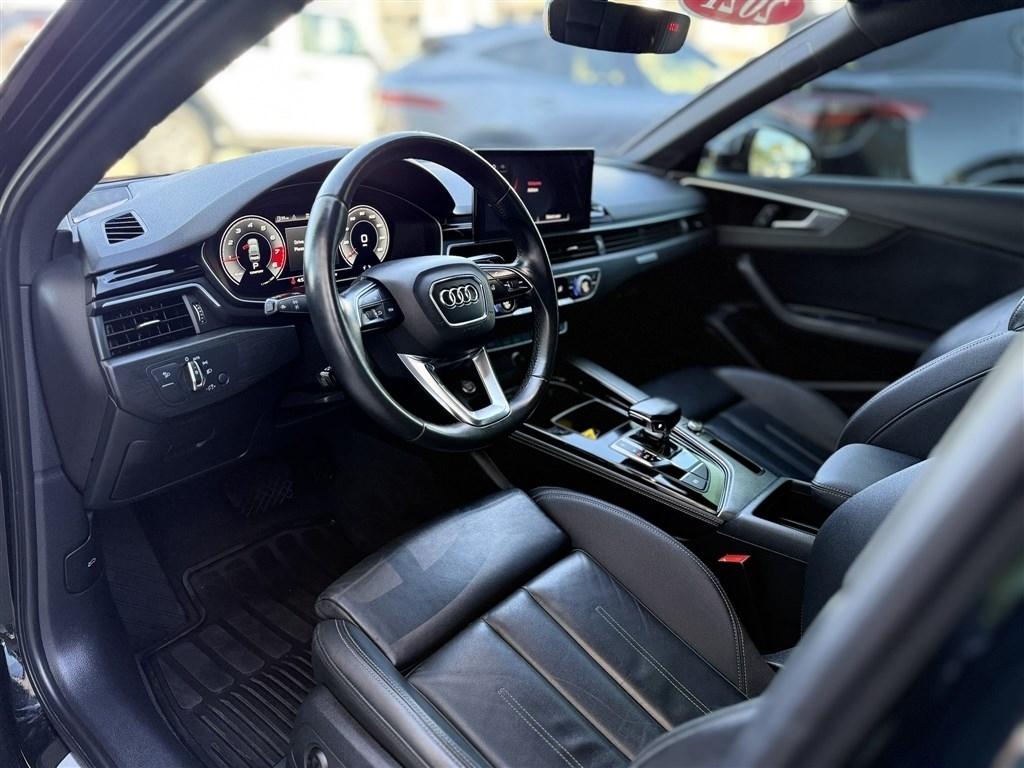 Audi A4 Sedan S line Premium Plus 45 TFSI quattro 2021