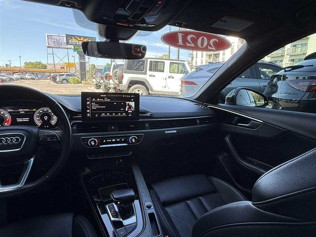 Audi A4 Sedan S line Premium Plus 45 TFSI quattro 2021