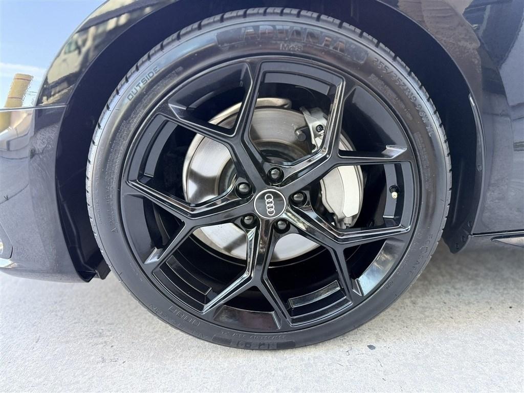 Audi A4 Sedan S line Premium Plus 45 TFSI quattro 2021