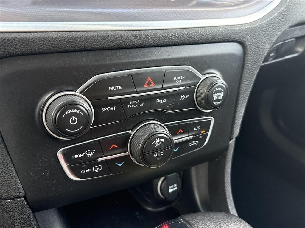 Dodge Charger SXT AWD 2020
