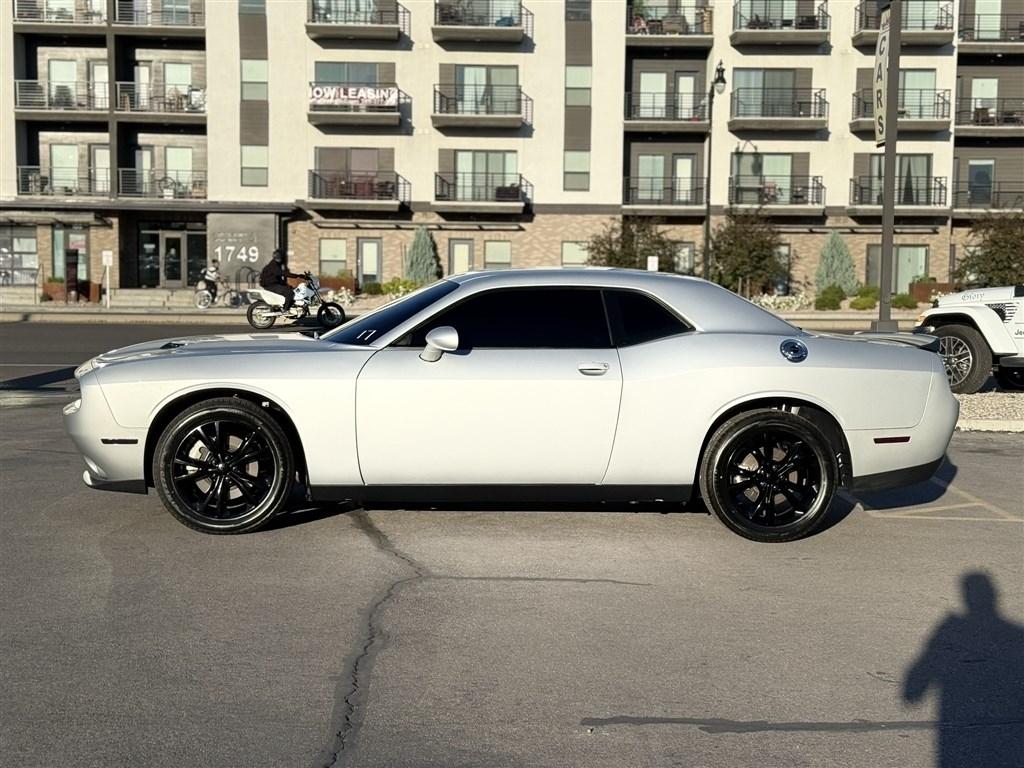 Dodge Challenger SXT AWD 2023