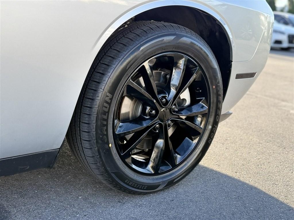Dodge Challenger SXT AWD 2023