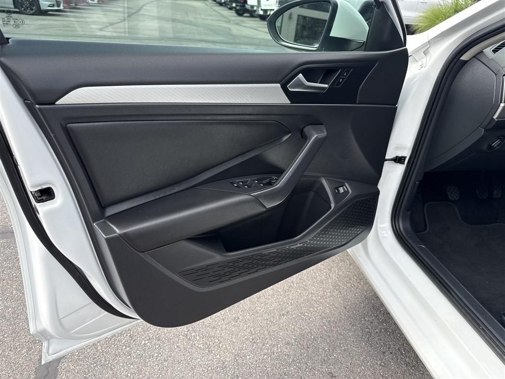 Volkswagen Jetta S Manual w/SULEV 2020