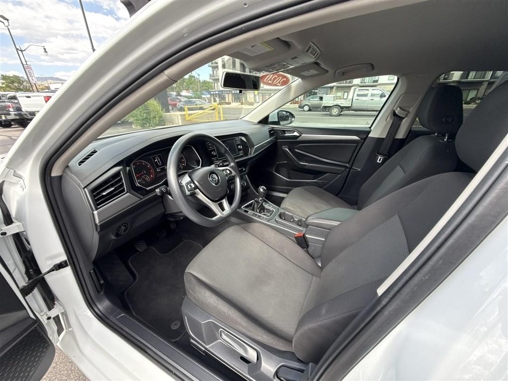 Volkswagen Jetta S Manual w/SULEV 2020
