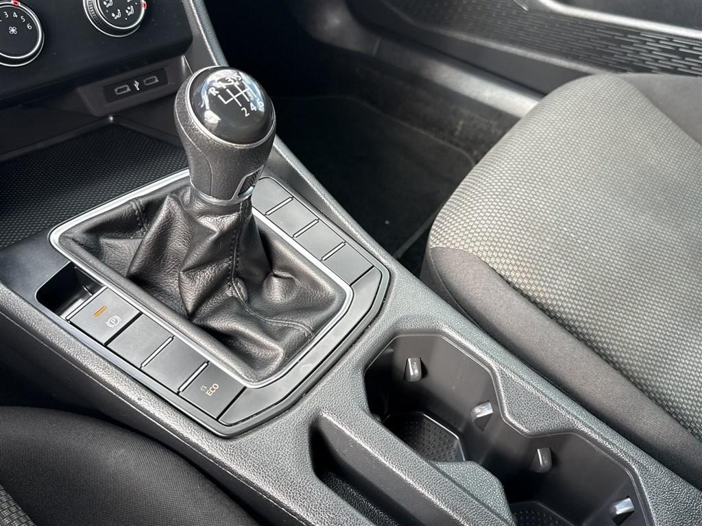 Volkswagen Jetta S Manual w/SULEV 2020