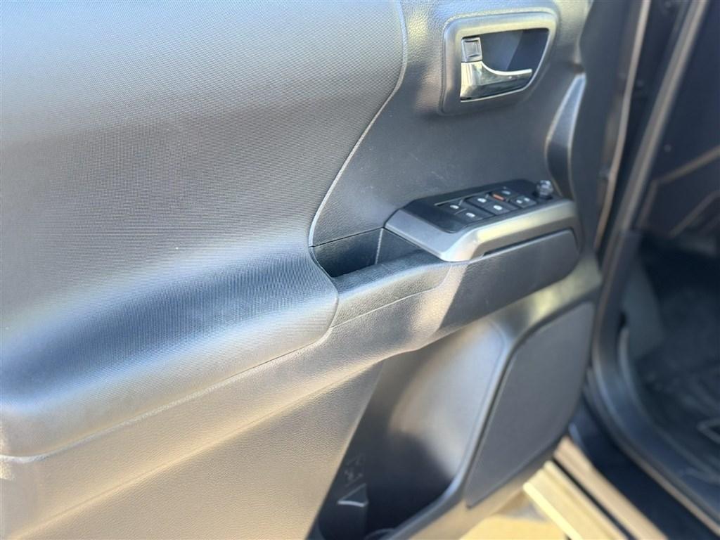 Toyota Tacoma 4WD TRD Off Road Double Cab 6' Bed AT (Natl) 2022