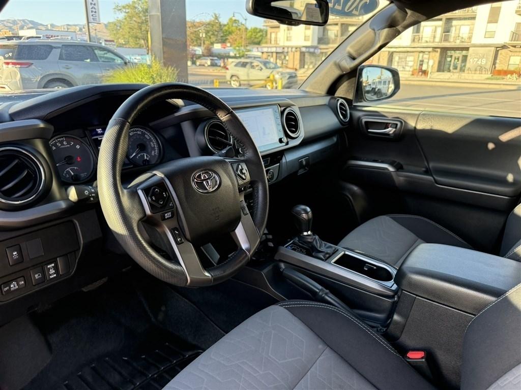 Toyota Tacoma 4WD TRD Off Road Double Cab 6' Bed AT (Natl) 2022