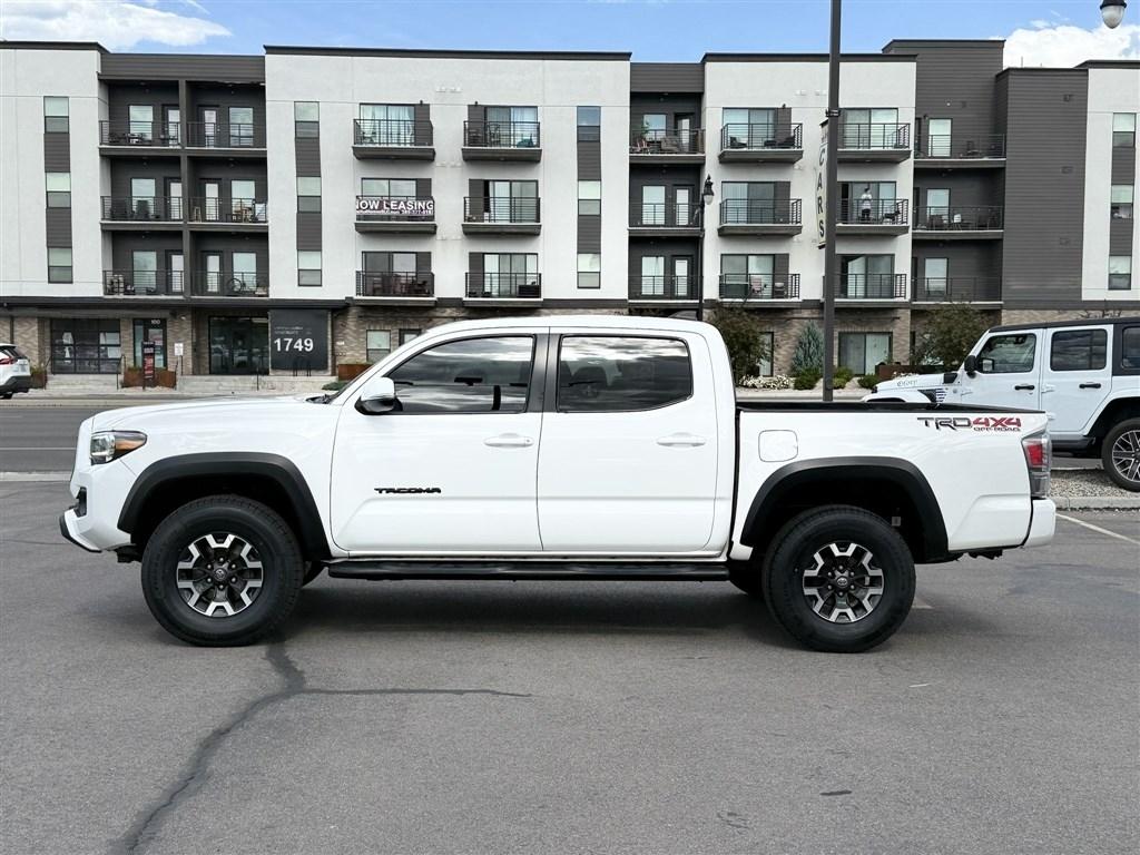 Toyota Tacoma 4WD TRD Off Road Double Cab 5' Bed AT (Natl) 2021