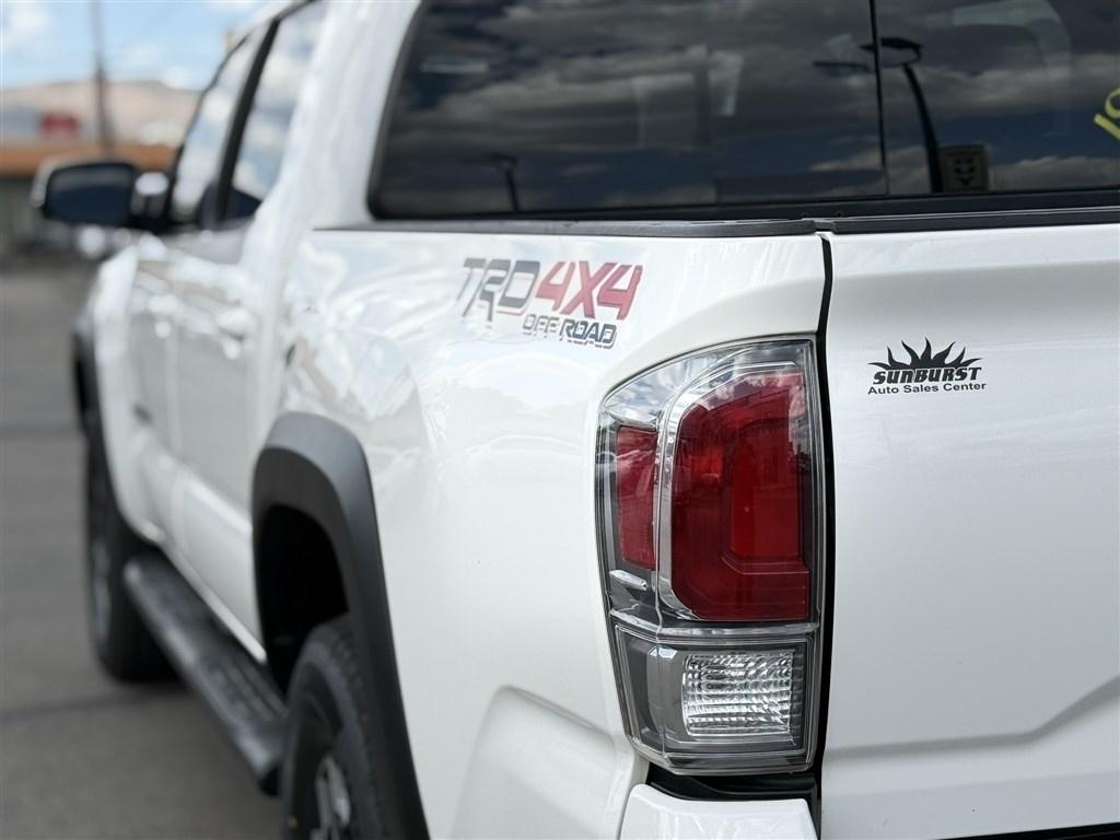 Toyota Tacoma 4WD TRD Off Road Double Cab 5' Bed AT (Natl) 2021