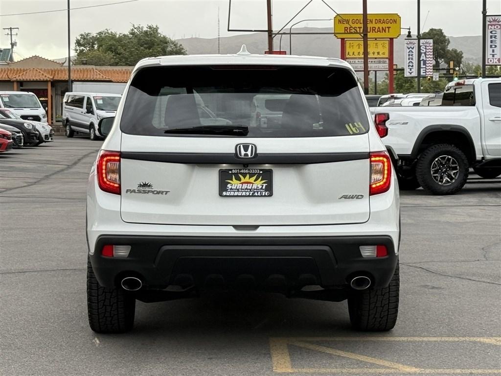 Honda Passport Sport AWD 2021