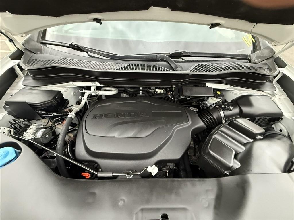 Honda Passport Sport AWD 2021