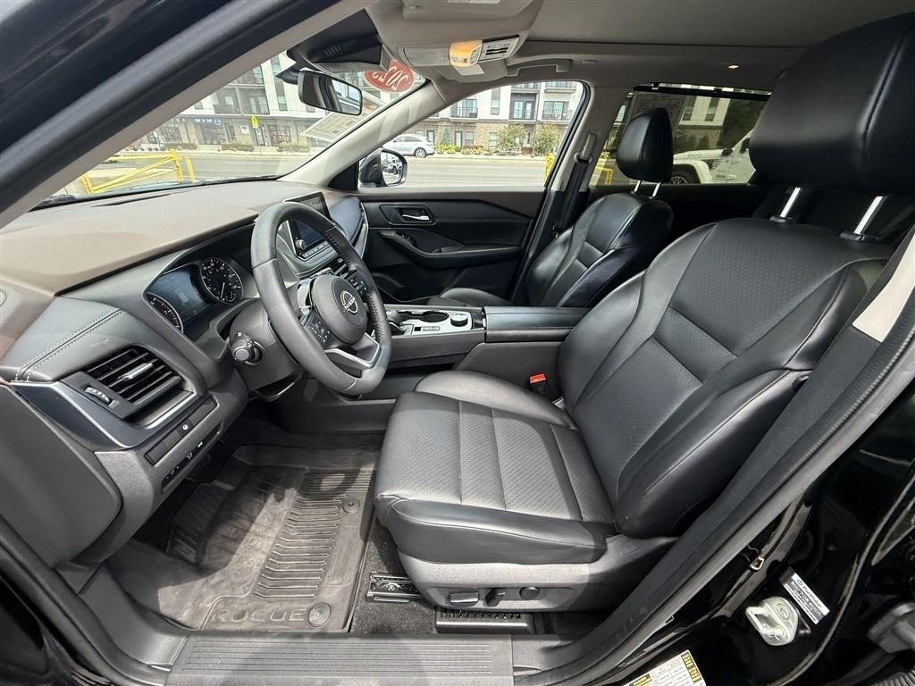 Nissan Rogue AWD SV 2023