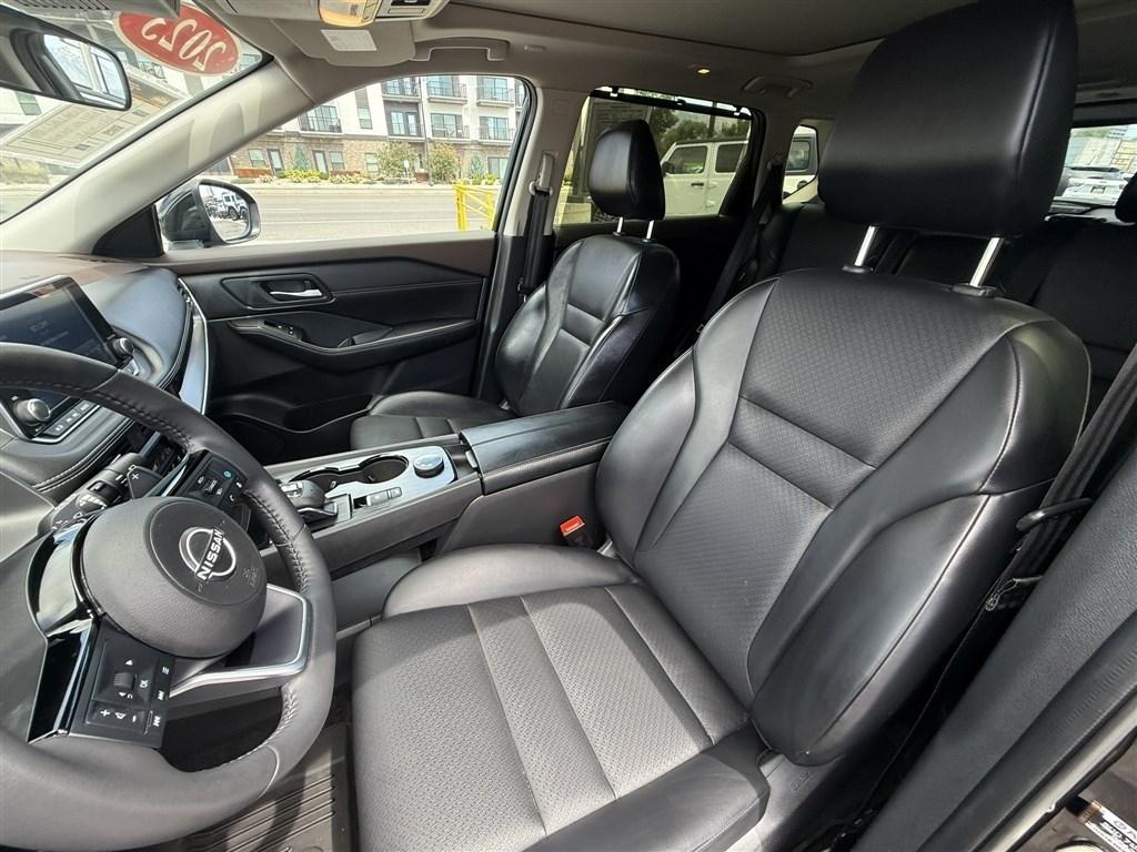 Nissan Rogue AWD SV 2023