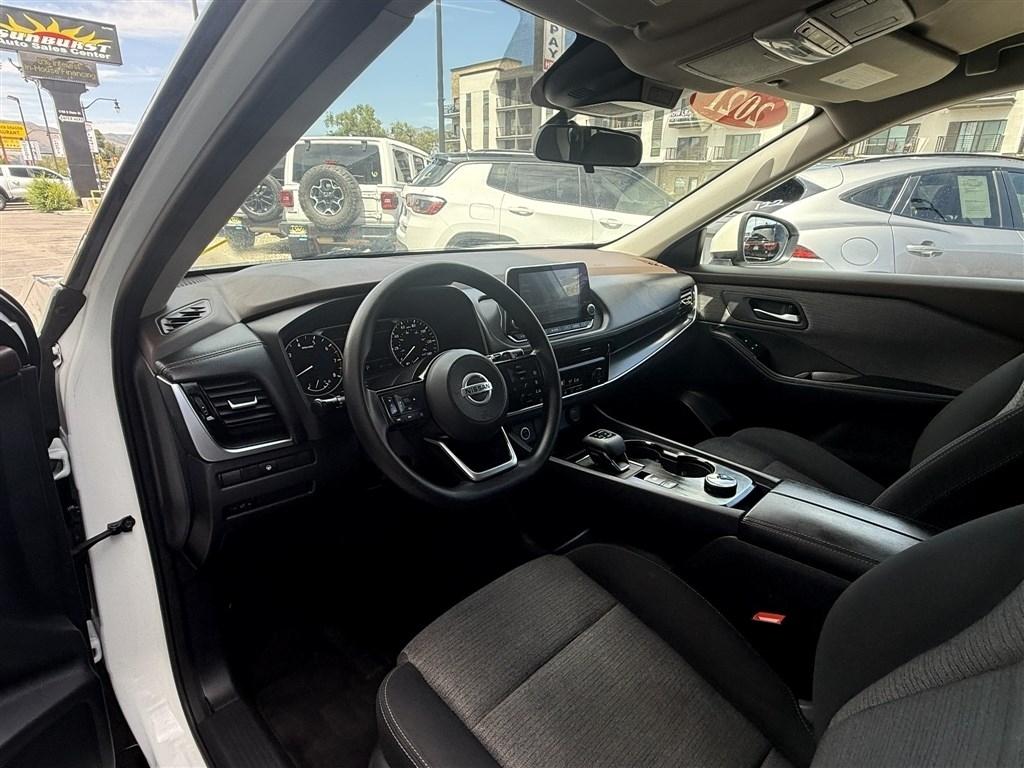 Nissan Rogue AWD SV 2021