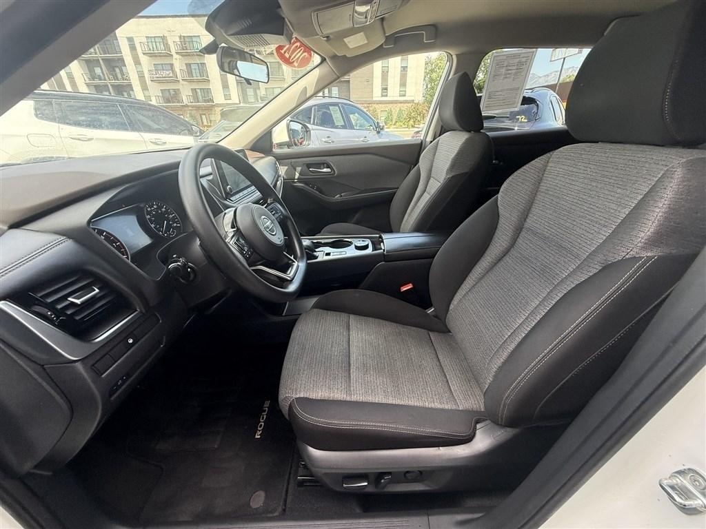 Nissan Rogue AWD SV 2021