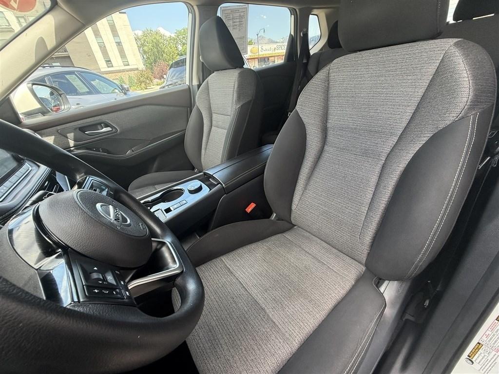 Nissan Rogue AWD SV 2021