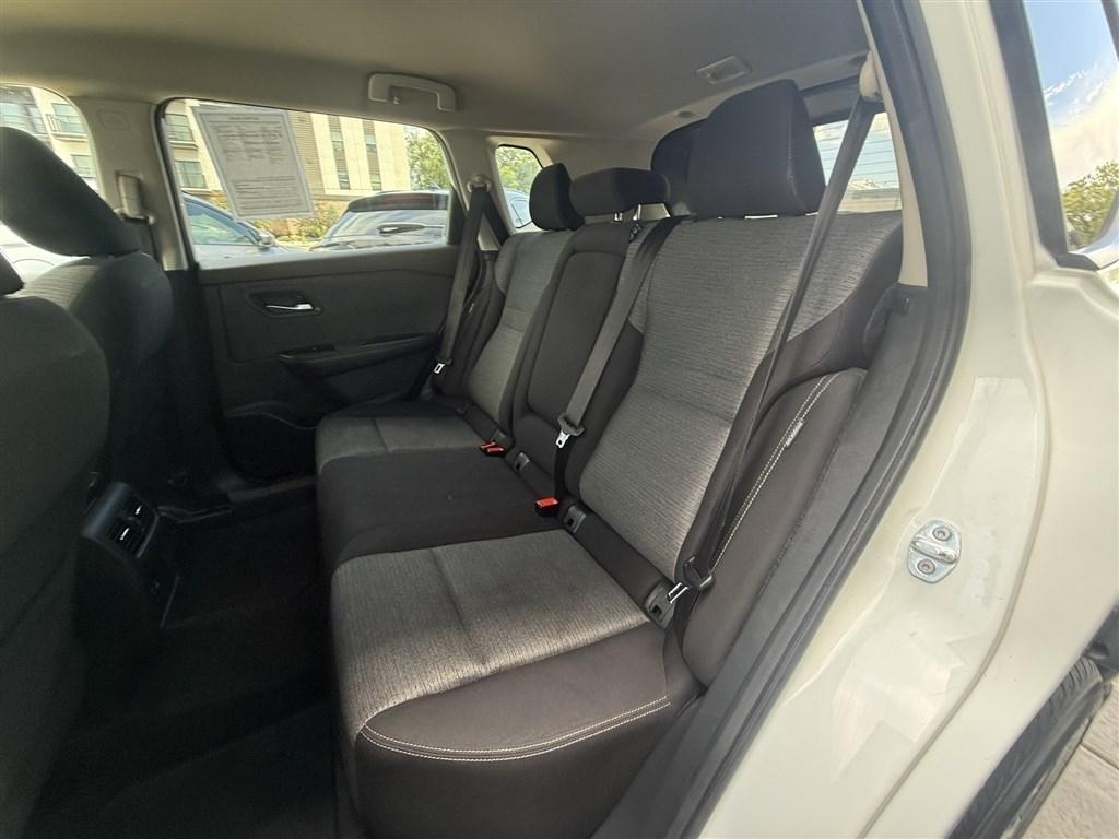 Nissan Rogue AWD SV 2021