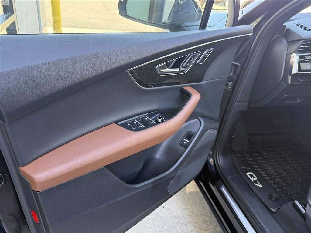 Audi Q7 Premium 55 TFSI quattro 2021