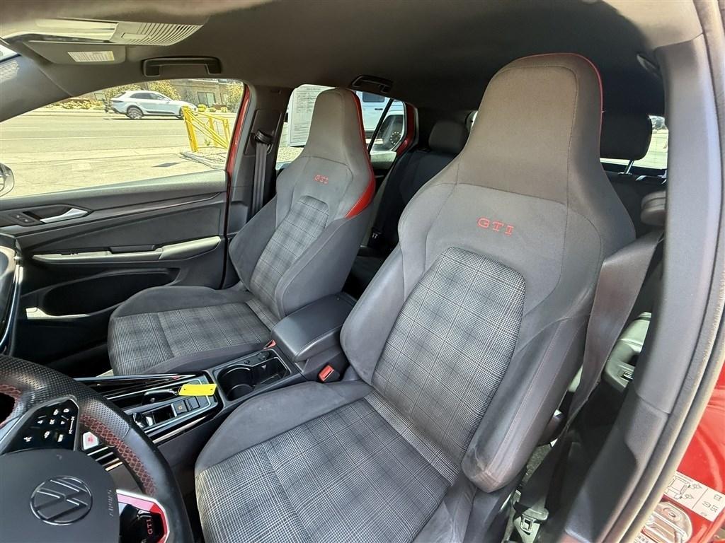 Volkswagen Golf GTI 2.0T S DSG 2024