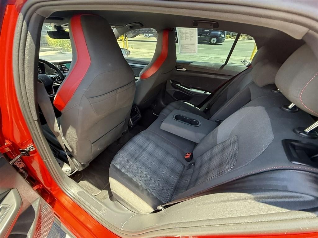 Volkswagen Golf GTI 2.0T S DSG 2024