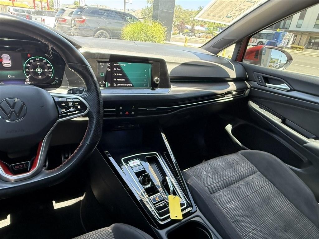 Volkswagen Golf GTI 2.0T S DSG 2024
