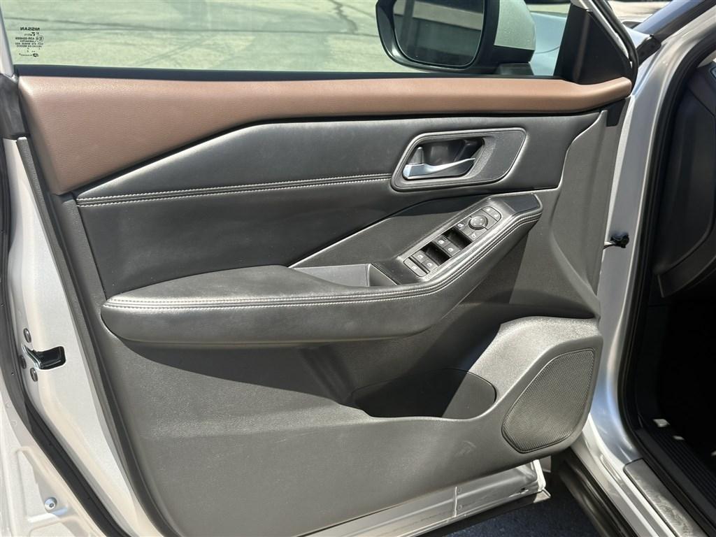 Nissan Rogue AWD SV 2022