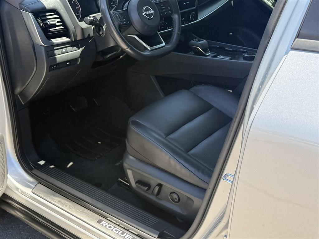 Nissan Rogue AWD SV 2022