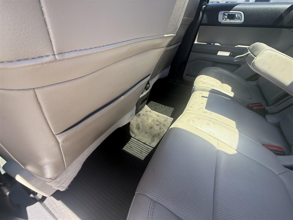 Ford Explorer Limited 4WD 2013