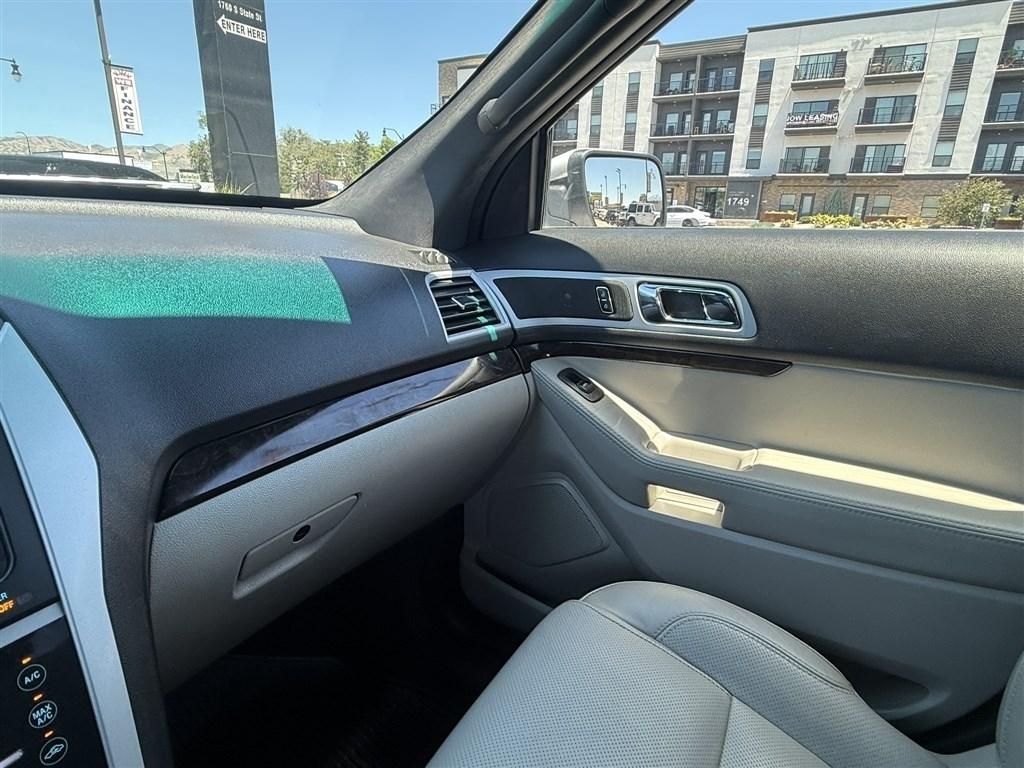 Ford Explorer Limited 4WD 2013