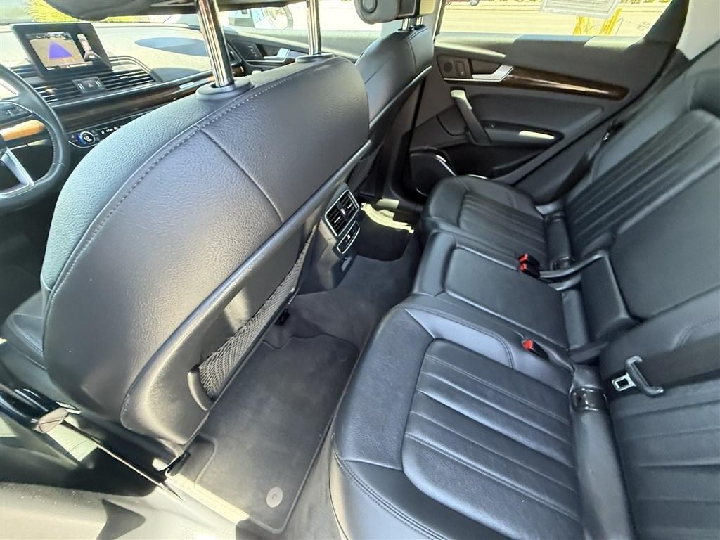 Audi Q5 Premium 45 TFSI quattro 2019