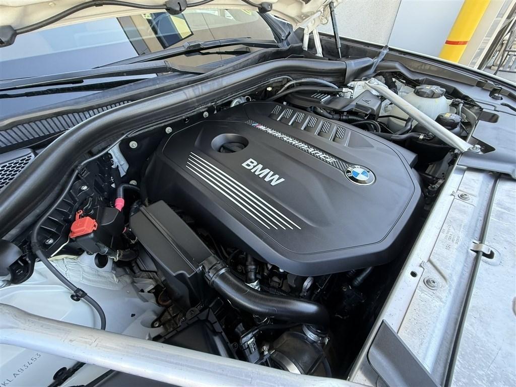 BMW X4 M40i Sports Activity Coupe 2019