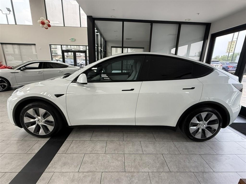 Tesla Model Y Long Range AWD 2021