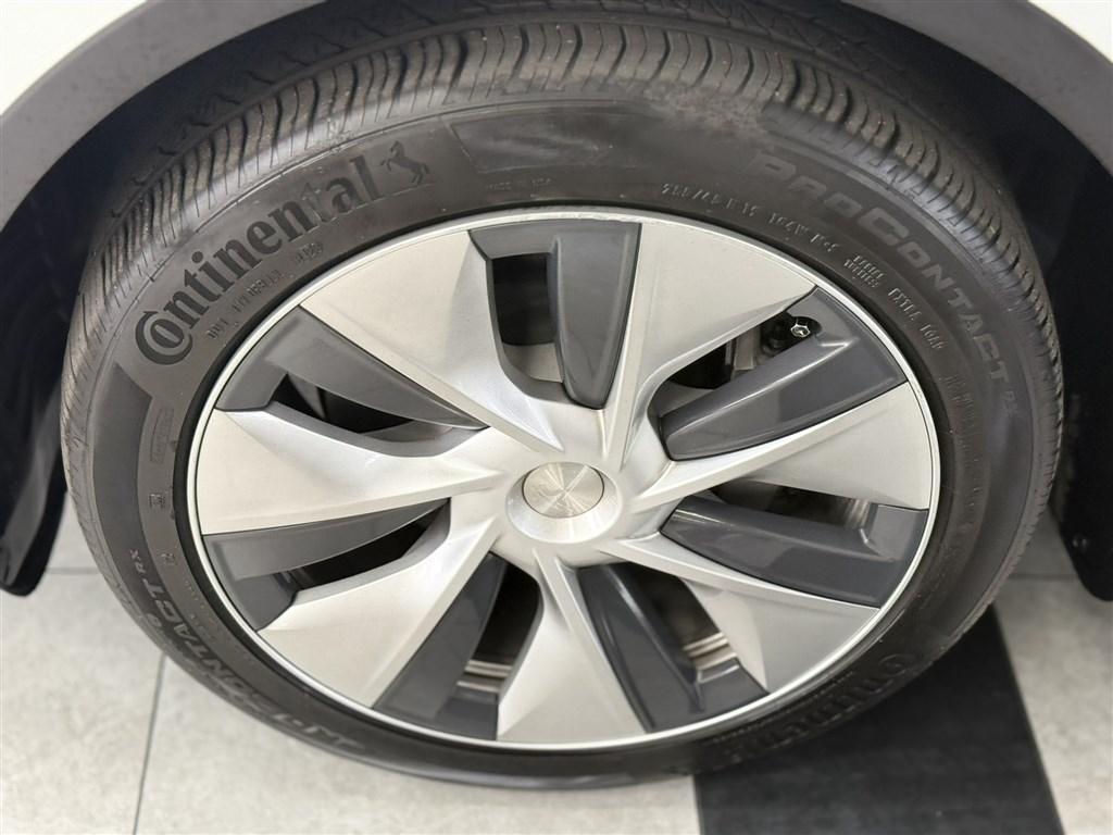 Tesla Model Y Long Range AWD 2021