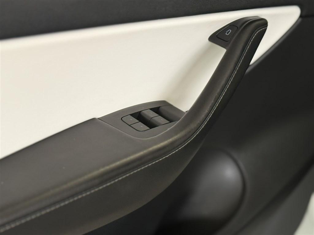 Tesla Model Y Long Range AWD 2021
