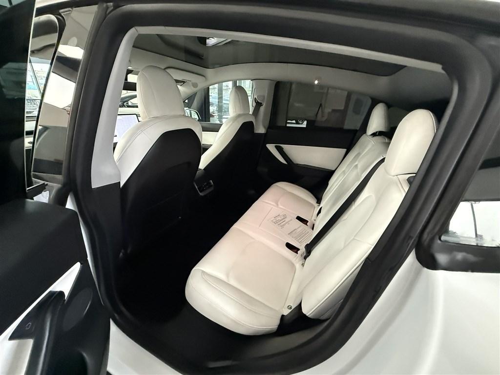 Tesla Model Y Long Range AWD 2021
