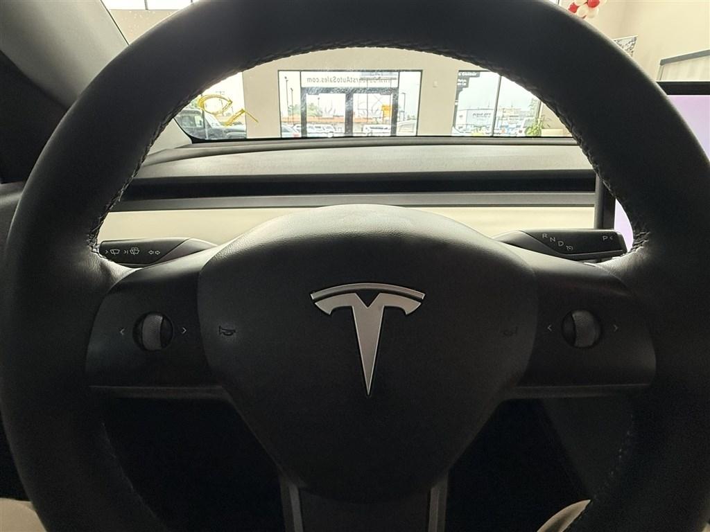 Tesla Model Y Long Range AWD 2021
