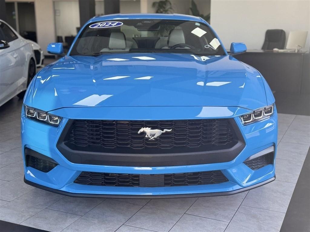 Ford Mustang EcoBoost Premium Coupe 2024
