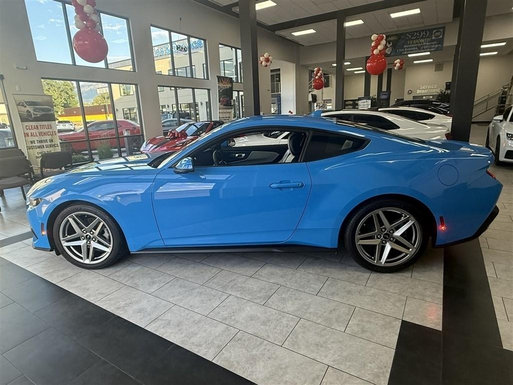Ford Mustang EcoBoost Premium Coupe 2024