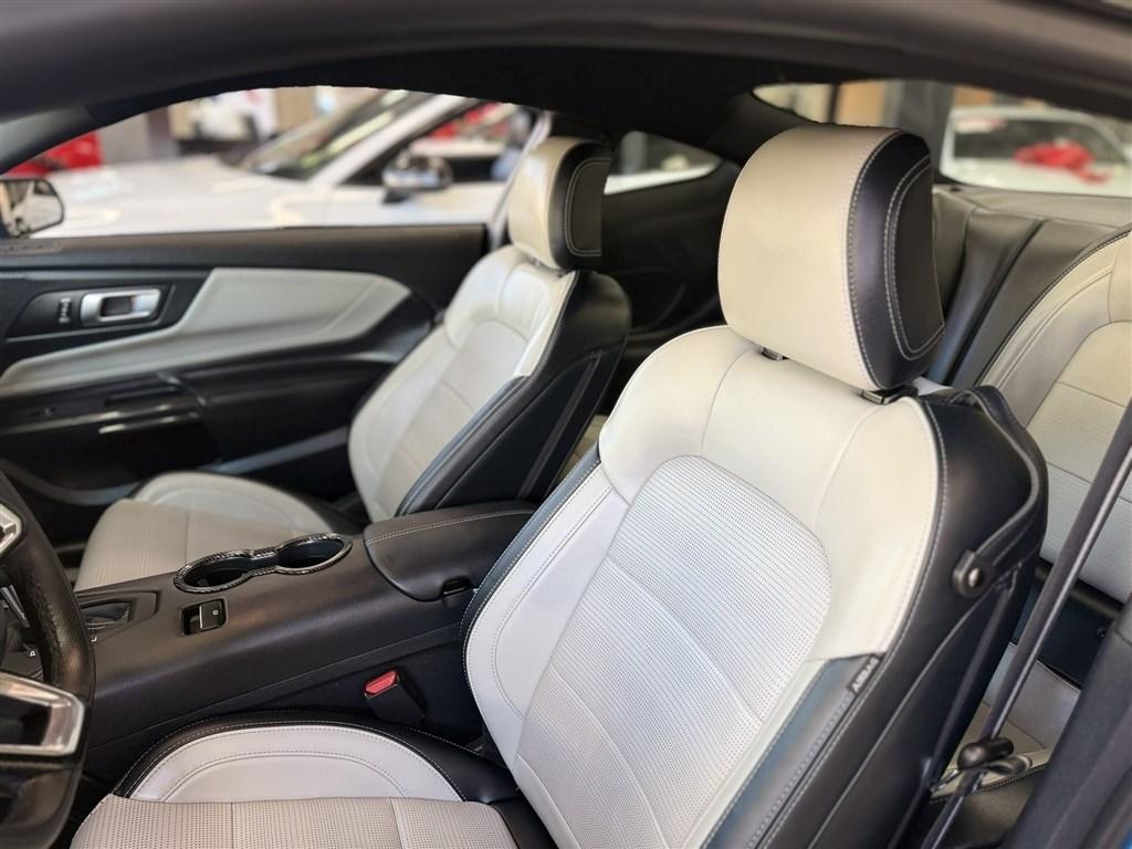 Ford Mustang EcoBoost Premium Coupe 2024