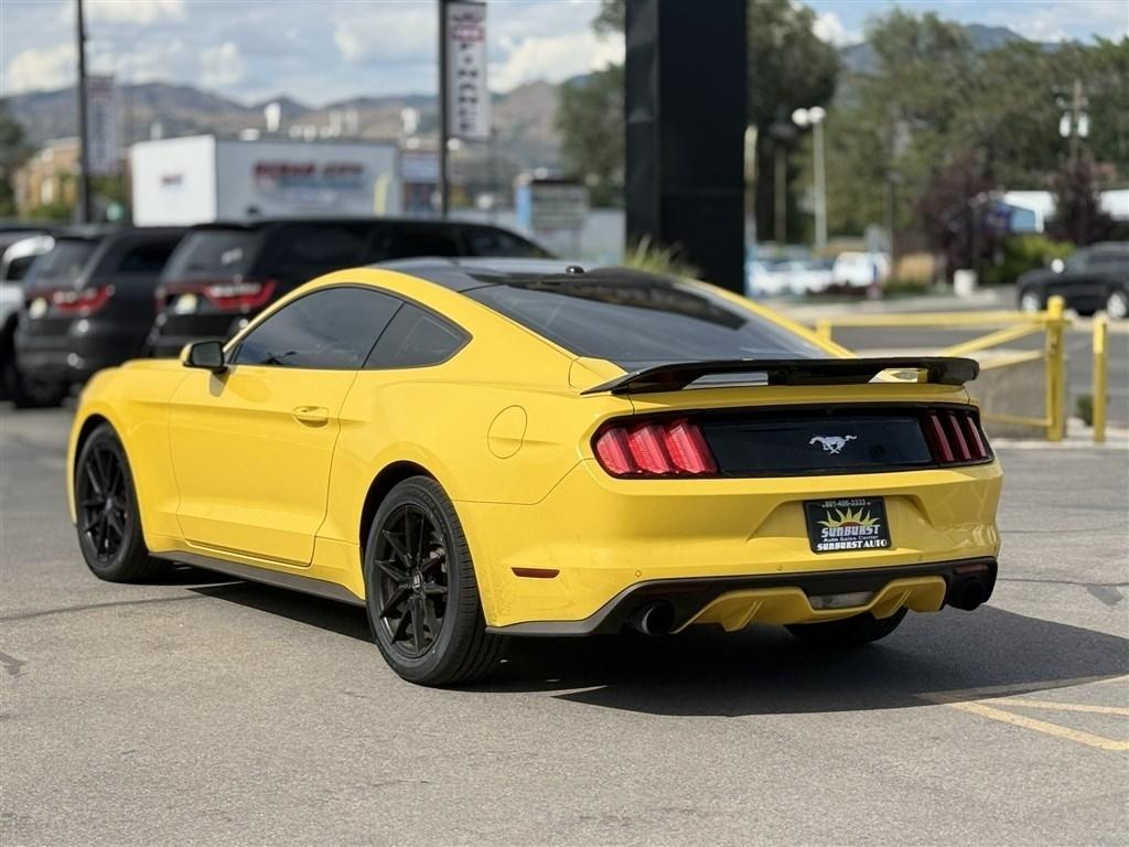 Ford Mustang EcoBoost Premium Coupe 2015