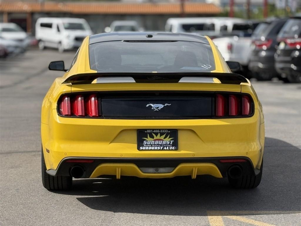 Ford Mustang EcoBoost Premium Coupe 2015