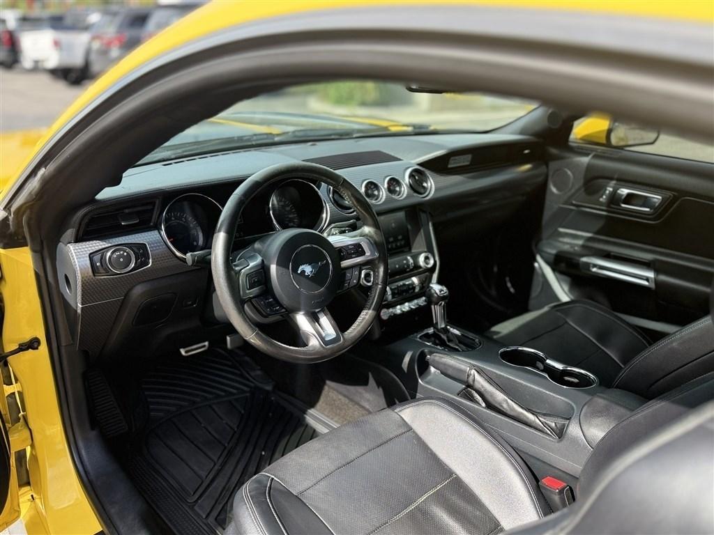 Ford Mustang EcoBoost Premium Coupe 2015